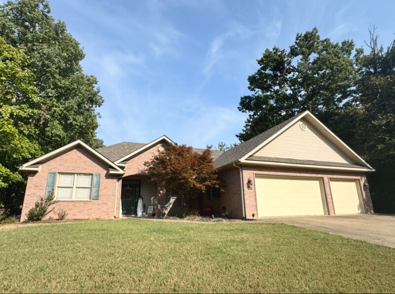 28 Drummore Ln in Bella Vista, AR - Building Photo