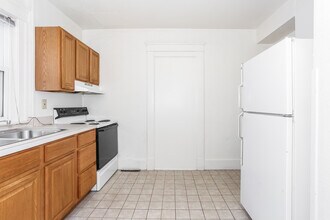 1329 S University Ave in Ann Arbor, MI - Building Photo - Building Photo