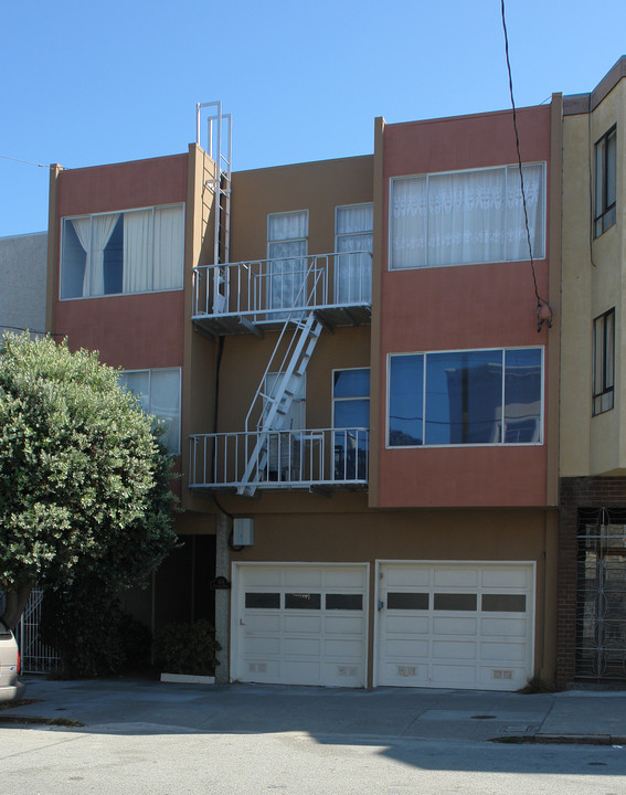 454 9th Ave in San Francisco, CA - Building Photo