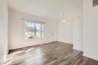 3019 Hoffman St in Plano, IL - Building Photo - Building Photo