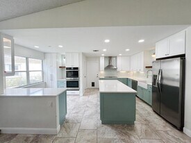 6376 Breckenridge Cir in Greenacres, FL - Building Photo