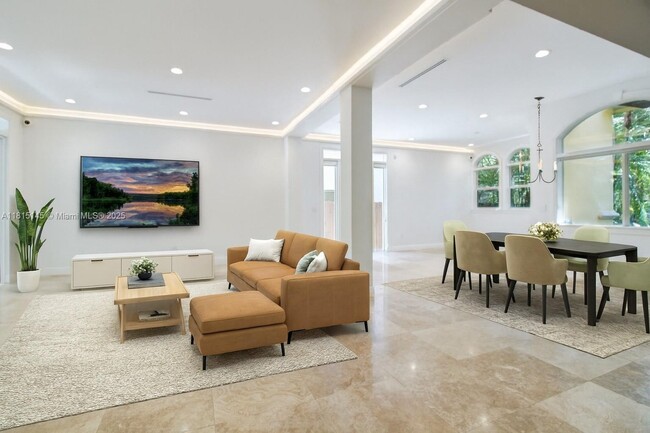 3665 Justison Rd in Miami, FL - Building Photo - Building Photo