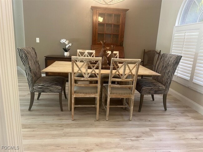 property at 8850 Creek Run Dr