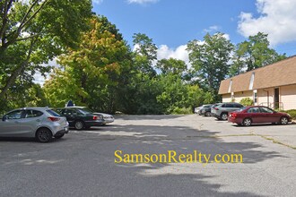 280 Roger Williams Ave in East Providence, RI - Building Photo - Building Photo