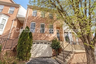21217 Millwood Square in Sterling, VA - Building Photo - Building Photo