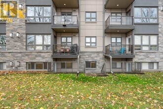 15 Jacksway Crescent in London, ON - Building Photo - Building Photo