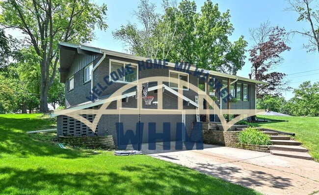 property at 18365 W Arden Ave