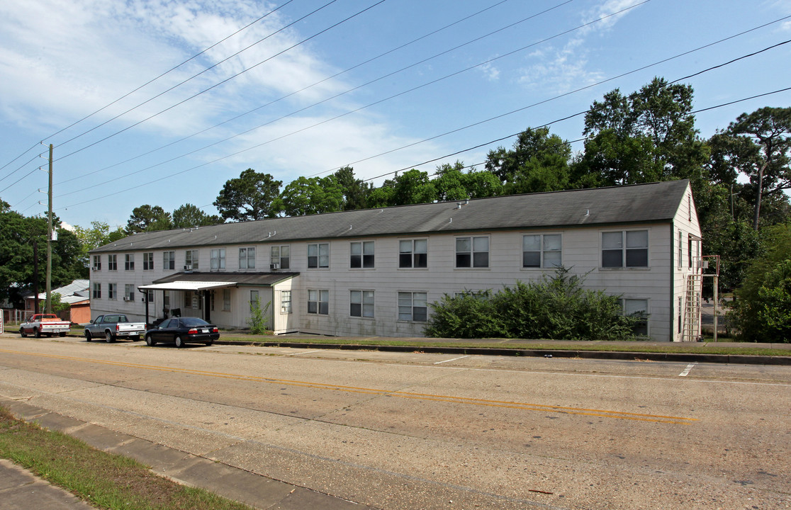 Spanish Trace Apartments in Mobile, AL - Foto de edificio