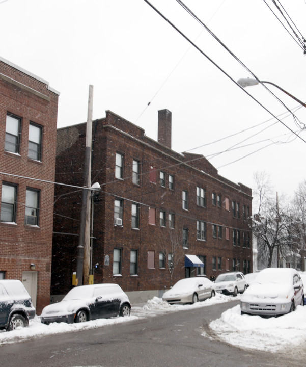 Central Oakland Apartments in Pittsburgh, PA - Foto de edificio