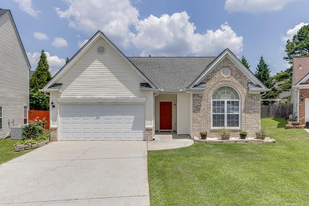 2464 Laurelfield Dr in Grayson, GA - Building Photo