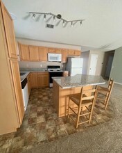 28 Sweetland Ct in Greenville, SC - Foto de edificio - Building Photo