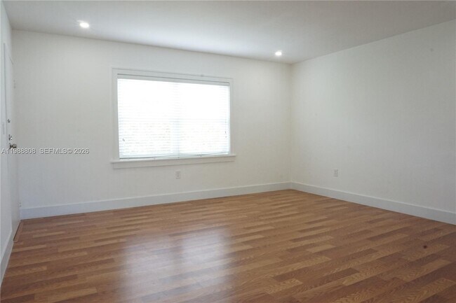 7701 SW 55th Ave in Miami, FL - Building Photo - Building Photo