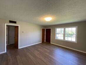 602 Lark Dr in Shelby, NC - Building Photo - Building Photo