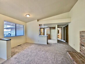 16481 Tony Ct in Grass Valley, CA - Building Photo - Building Photo