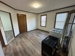 73 Esther St, Unit 3 in Worcester, MA - Building Photo - Building Photo