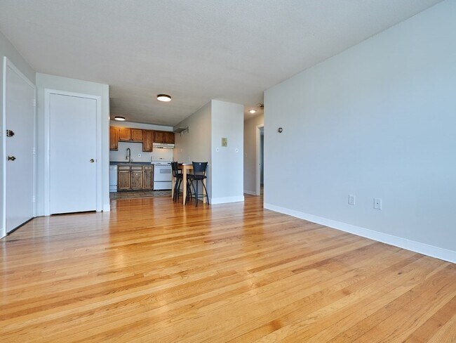 239 Kelton St, Unit 42 in Boston, MA - Building Photo - Building Photo