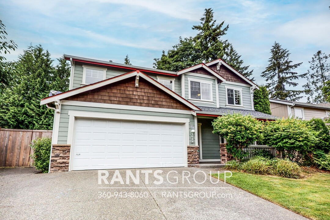 4612 Kapalea Way SE in Lacey, WA - Building Photo