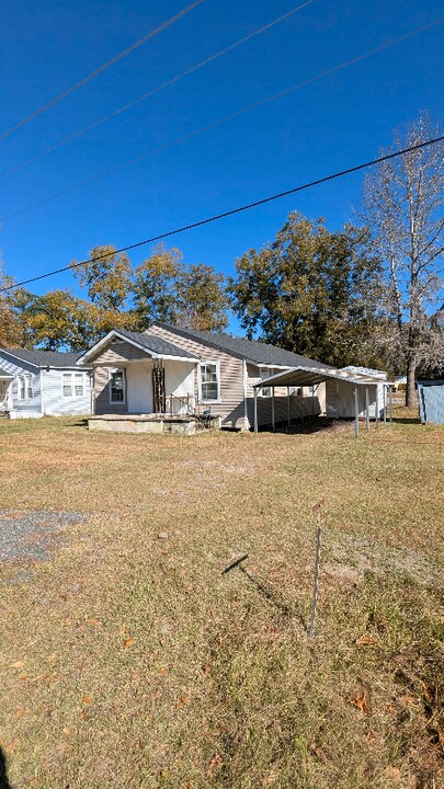 1127 US-80 in Bloomingdale, GA - Building Photo