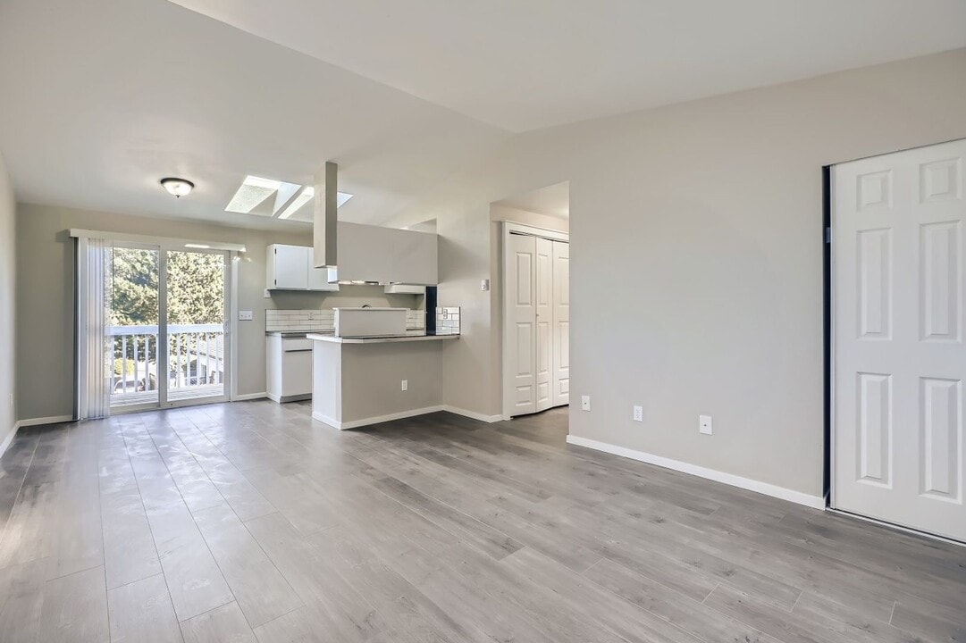 209 E 36th St in Tacoma, WA - Building Photo