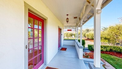 867 Dowdell Ln in St Helena, CA - Building Photo - Building Photo
