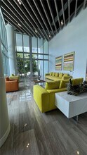 1600 SW 1st Ave in Miami, FL - Building Photo - Building Photo
