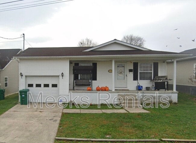 property at 2919 Montana Ave
