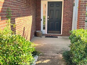 116 Norfolk Cove in Brandon, MS - Building Photo - Building Photo