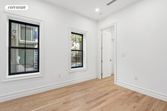 715 E 22nd St in Brooklyn, NY - Building Photo - Building Photo