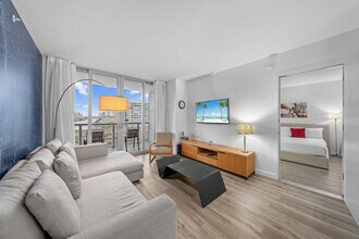 2602 E Hallandale Beach Blvd, Unit SI ID1375237P in Hallandale Beach, FL - Building Photo - Building Photo