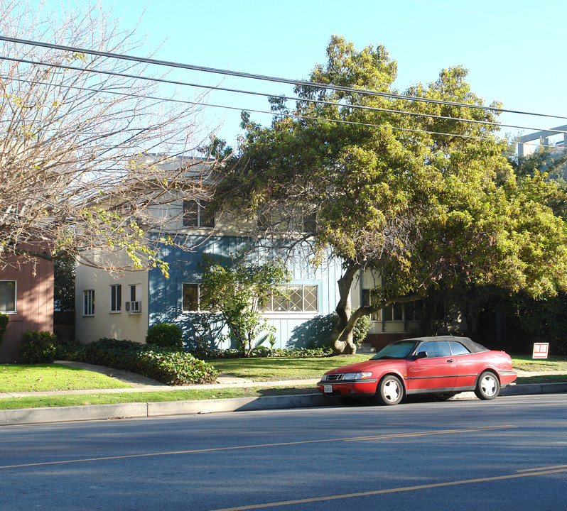 123009 Moorpark St in Studio City, CA - Building Photo