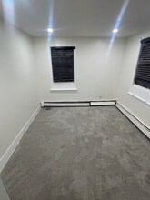 1 Henvis Pl in Brookhaven, PA - Building Photo - Building Photo