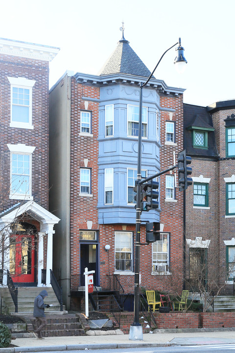 1814 Calvert St NW in Washington, DC - Building Photo