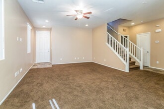 7914 Port Charles Ct in Las Vegas, NV - Building Photo - Building Photo