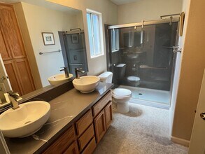 7337 Little Acorn Way in Rio Linda, CA - Building Photo - Building Photo