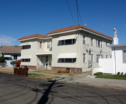 552-560 11th St Apartamentos