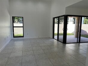 8901 SW 4th Ter in Miami, FL - Foto de edificio - Building Photo