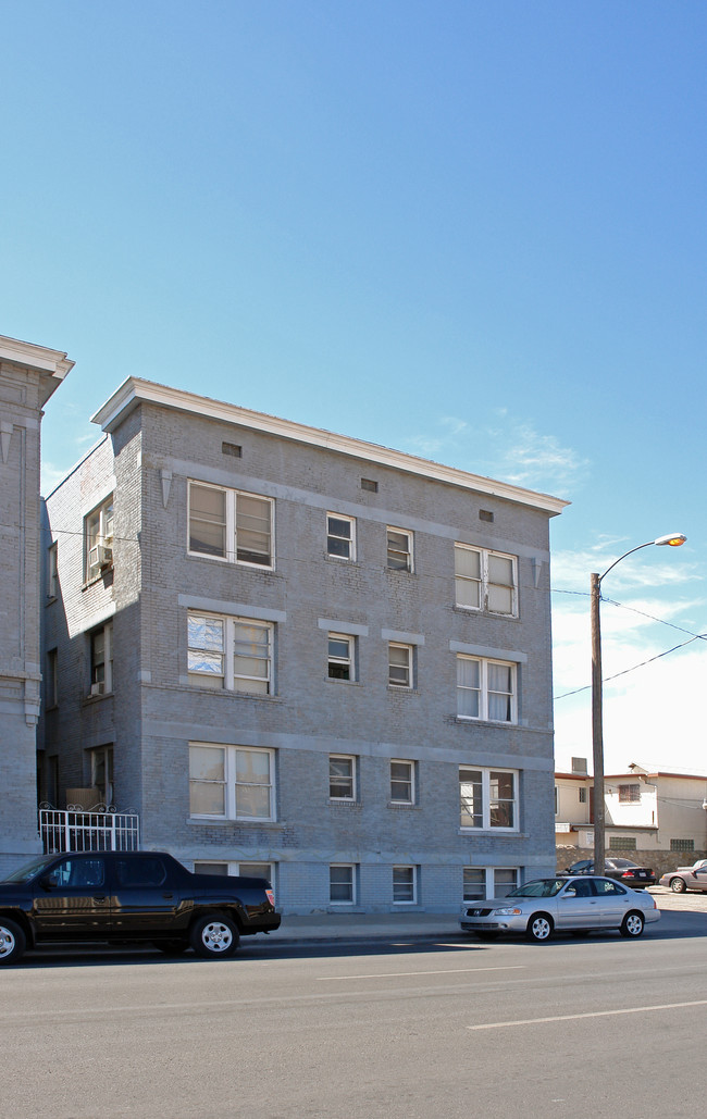 The Aragon in El Paso, TX - Foto de edificio - Building Photo