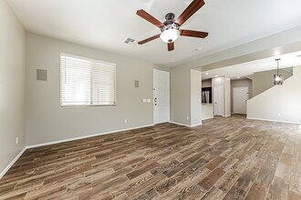 129 E Catclaw St in Gilbert, AZ - Building Photo - Building Photo