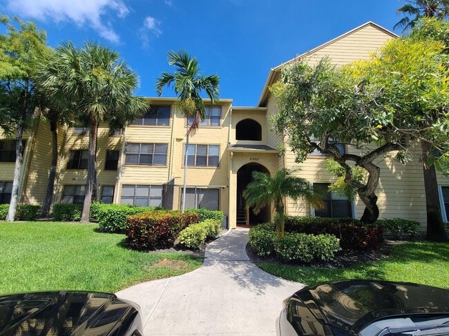 property at 2305 N Congress Ave