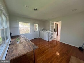 5472 Merry Oaks Rd in The Plains, VA - Building Photo - Building Photo