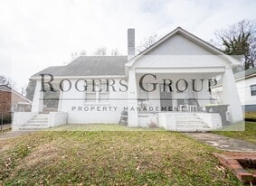 410 E Montgomery St in Henderson, NC - Building Photo