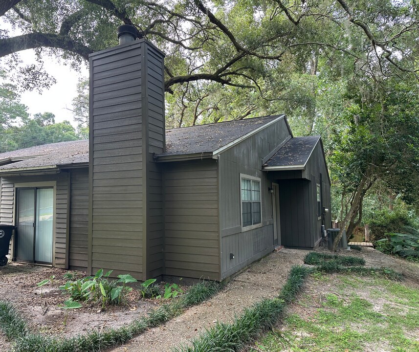 2013 Canewood Ct in Tallahassee, FL - Building Photo