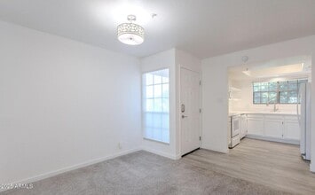 5950 N 78th St in Scottsdale, AZ - Building Photo - Building Photo