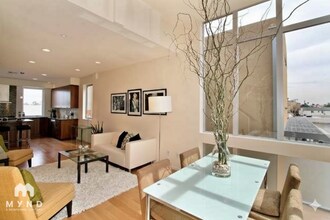 3980 Dove St in San Diego, CA - Foto de edificio - Building Photo