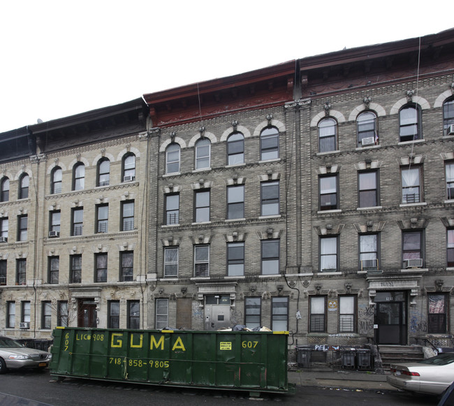 167 Starr St in Brooklyn, NY - Building Photo - Building Photo