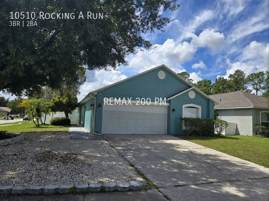 10510 Rocking A Run in Orlando, FL - Building Photo