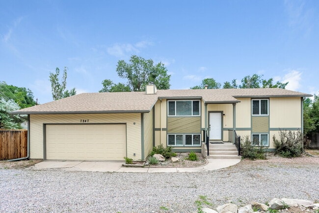 property at 7847 W Brook Dr