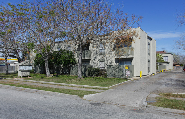 Timber Ridge Apartments in Corpus Christi, TX - Foto de edificio - Building Photo