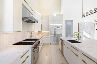 10753 Agate Clfs Ave in Las Vegas, NV - Foto de edificio - Building Photo