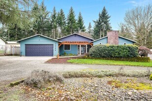 14389 SE Holly Vw Ct in Damascus, OR - Building Photo